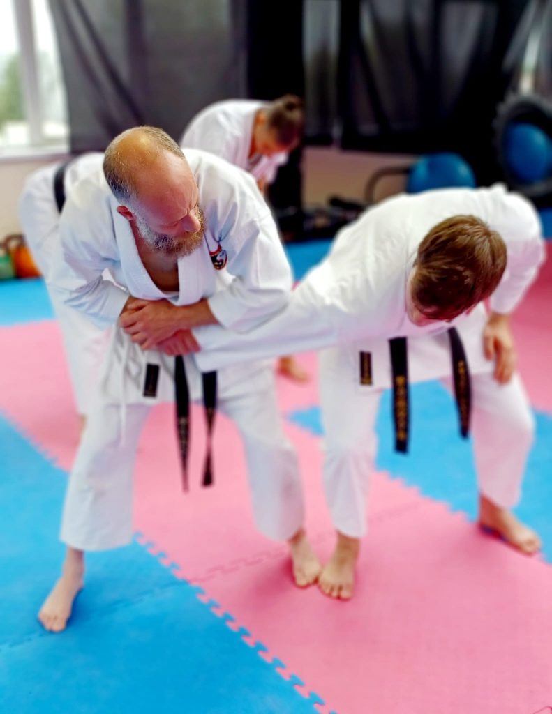 karate arm lock